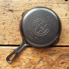 Rarish GRISWOLD Cast Iron SKILLET Frying Pan # 3 MEDIUM BLOCK LOGO - Ironspoon