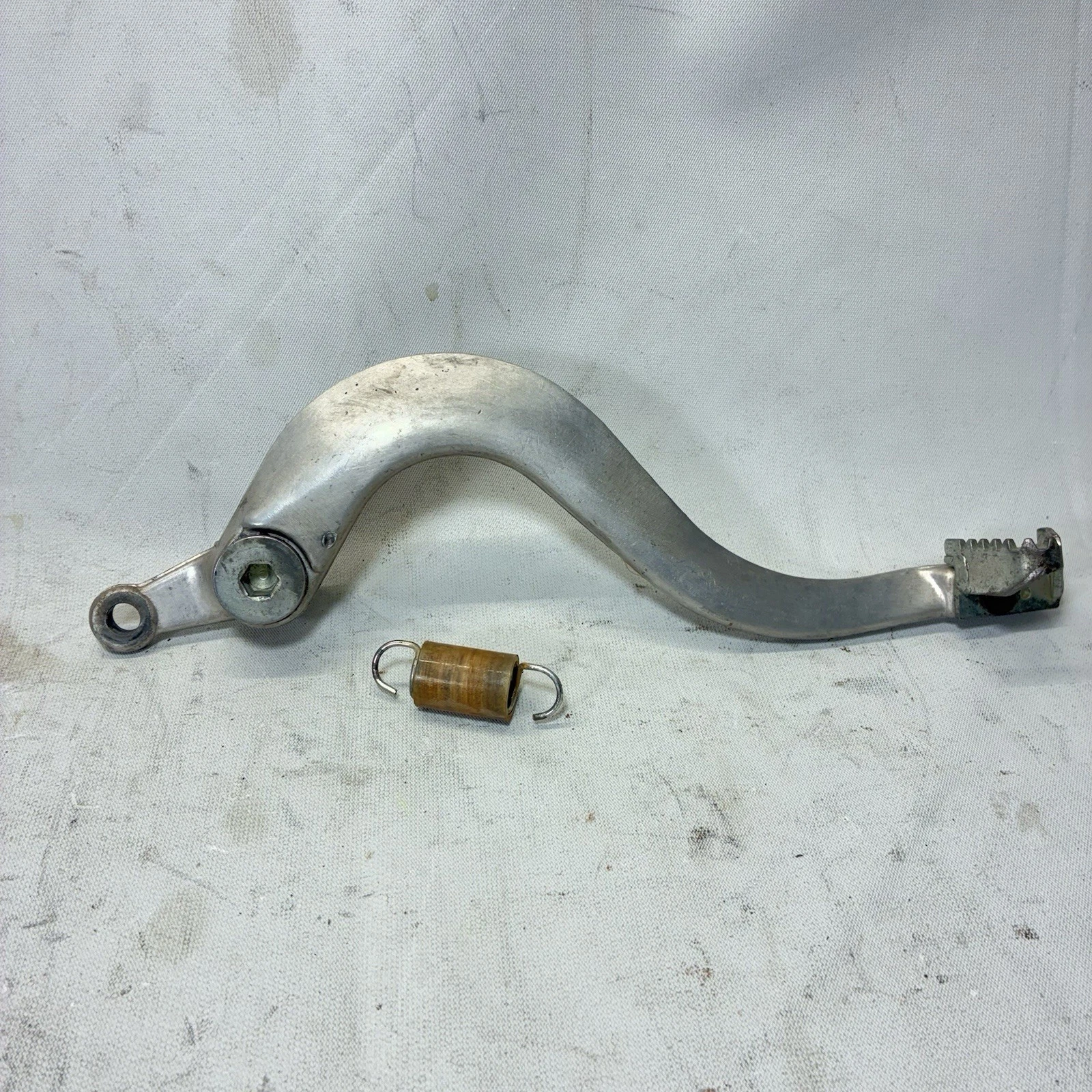 GENUINE OEM 2006 KAWASAKI KX250F REAR BACK BRAKE LEVER PEDAL 13236-0097 2006-18