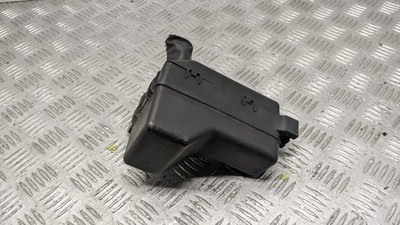 Toyota Avensis Mk2 (t250) 2006 Battery Terminal Fuse Box