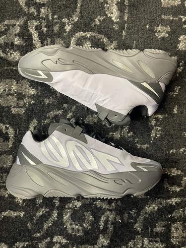 Adidas Yeezy Boost 700 MNVN Size 6 