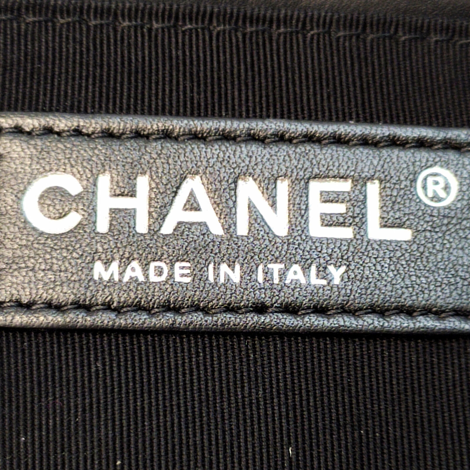 Authenticated Chanel Medium Patent Reverso Boy Fl… - image 7