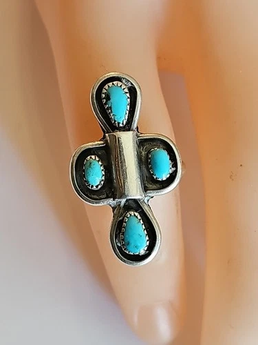 NATIVE AMERICAN VINTAGE SILVER TURQUOISE RING SIZE 7.5