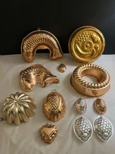Lot of 12 Vintage Copper Fish and Fruit Jello  Molds Wall   Excellent Condition