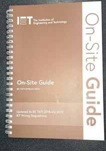 Study Guides & Test Prep On-Site Guide BS 7671:2018 A2:2022 - Electrical Regulations Spiral Bound Edition 8 Science Study Guides & Test Prep - Foto 4