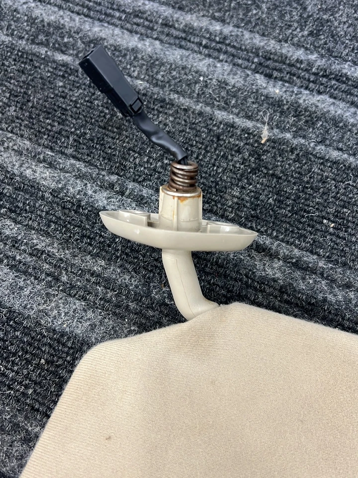 Parasol izquierdo camioneta Ford F-250 2002-2007 VH4707-826363 Foto 4 de 4