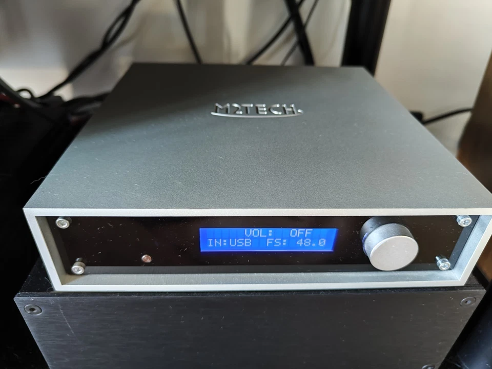 M2Tech Young DSD + Alimentatore Lineare - Immagine 2 di 4