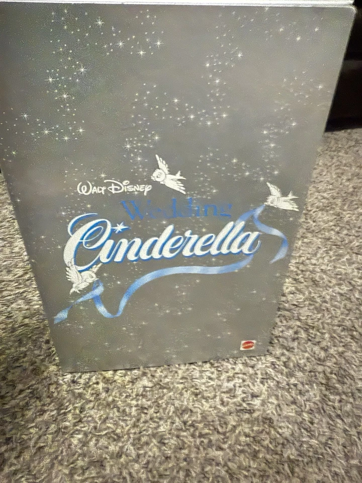 Muñeca de boda Cenicienta 45 aniversario Walt Disney 1995 Mattel/NRFB/NUEVA EN CAJA/excelente estado Foto 4 de 4