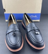 Woman's Loafers Clarks Westlyn Bella Loafer Size 6.5 Black Leather Cuir Noir