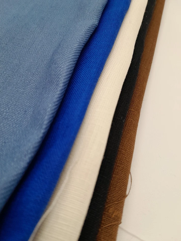 Craft Linen Remanant Bag 5 Pieces Of 100% Irish linen Blues Brown Cream Bla CL51 - Image 4 of 4