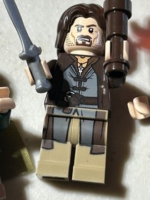 LEGO Lord of the Rings: Attack On Weathertop 9472 - 90% complete- box and figs!