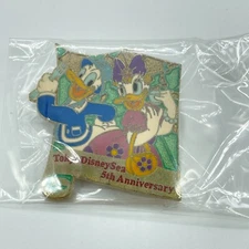 Tokyo Disney Resort Hotel Limited Pin Dining Voyage 2007 Map Donald Daisy  