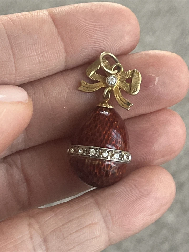 COLGANTE COLGANTE DE DIAMANTES DE IMITACIÓN ARCO HUEVO ESMALTE ROJO RELLENO DE ORO 9,5 GRAMOS ❤️ Foto 4 de 4