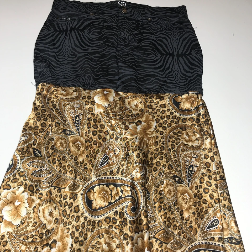 Falda XOXO Juniors 7/8 Hágalo Usted Mismo Jeans Estampado Animal Cebra y Cachemira Acampanada Híbrida Larga Foto 3 de 4