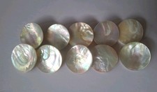 10 weiße Perlmutt Ösenknöpfe schimmernd, 10er Set, ca. 25 mm, Konvolut, 2,5 cm