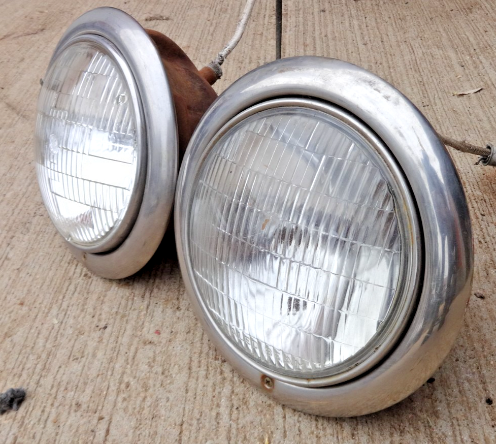 1947 1948 Ford HEADLIGHT ASSEMBLIES Original pair Buckets Rings