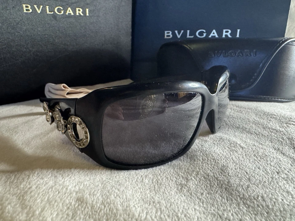 Gafas de sol BVLGARI AUTÉNTICAS 856b negras cuadradas flor cristal edición limitada Foto 3 de 4
