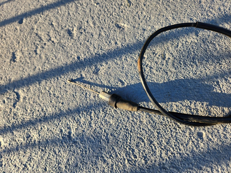1987 Yamaha Champ 100 YFM100 Moto 4 Throttle Lever Assembly w/ Cable Used - Изображение 3 из 4