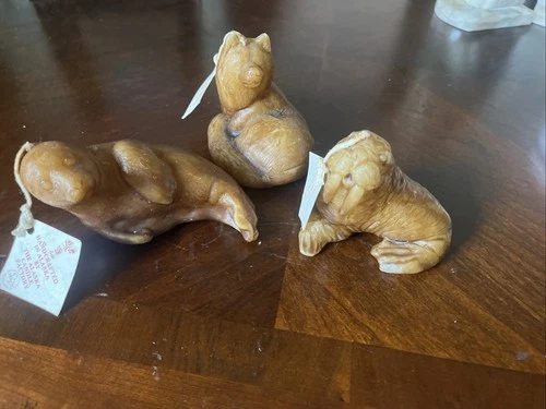 Vintage NWT Alaska Candle Co LOT Fox, Walrus, Seal Hand-Carved Unlit Tags On - product listing photo