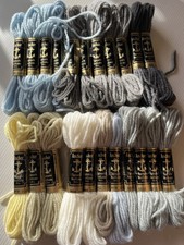 22 x ANCHOR TAPESTRY WOOL - Mixed Grey / Blue / Cream, 10 Different Colours