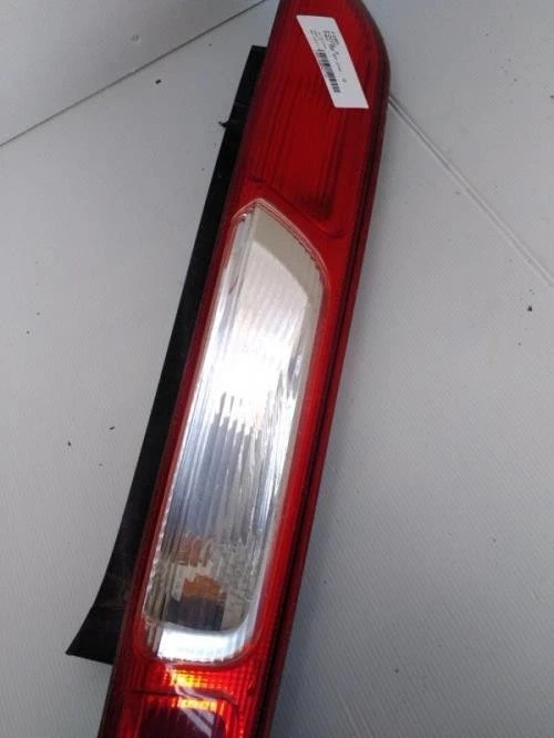 Feu arriere principal gauche (feux) FORD FOCUS 2 - Photo 2/3
