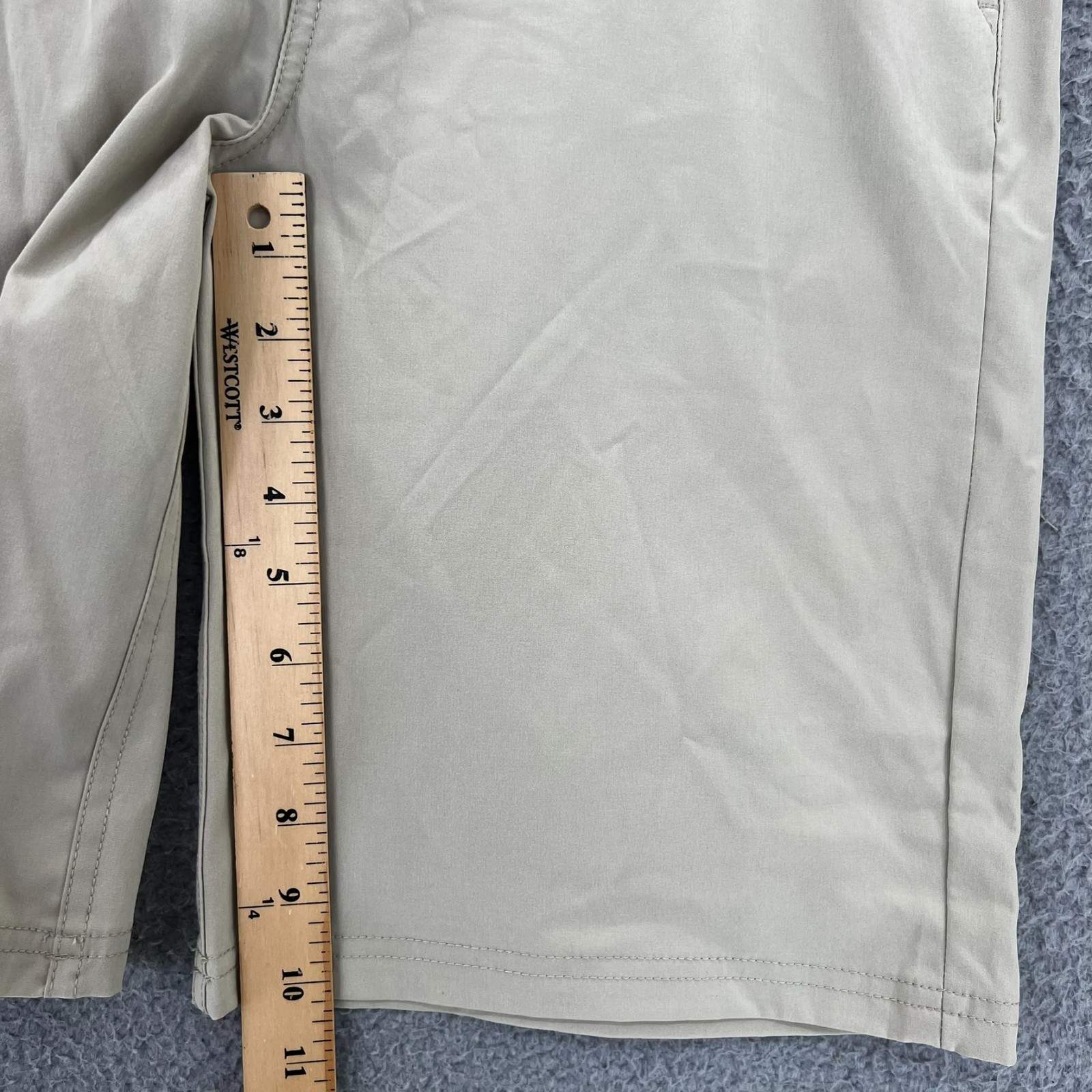 Under Armour Golf Shorts Women 18 (Fits 28x10) Tan Performance Stretch thumbnail 7