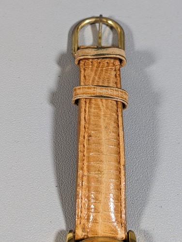 VTG Guess 1992 Abalone Dial Round Gold Tone Case Brown Leather Band Watch - Picture 2 of 8
