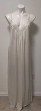 Val Mode Vintage Full Length Nightgown Elegant Piegnoir Lace Flow Plunging V EUC