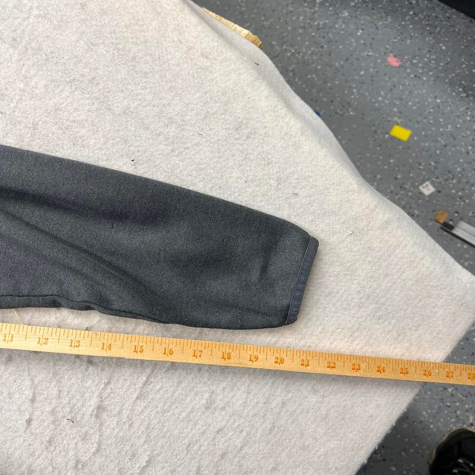 ORVIS FULL ZIP BASIC GREY FLEECE  ACTIVE STYLE MED - image 6