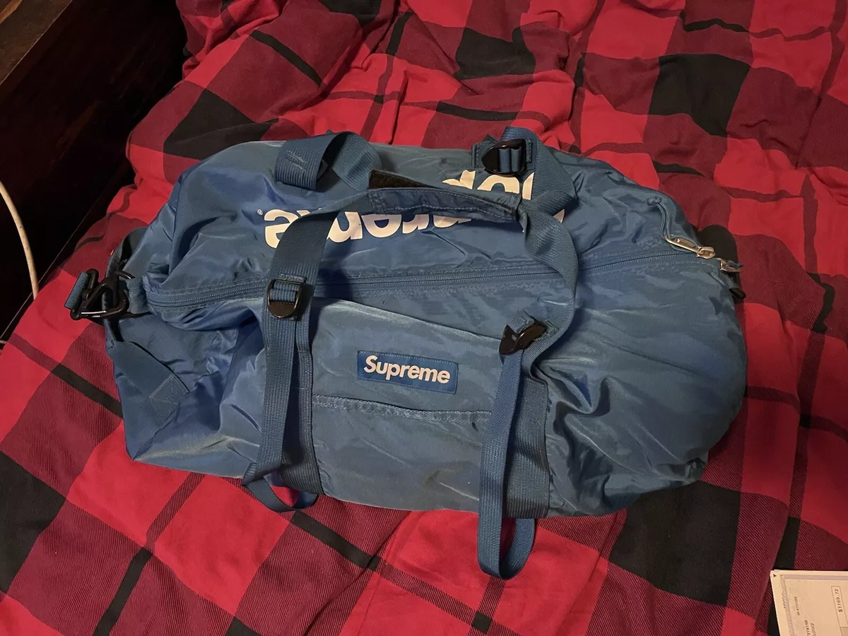 2017 SUPREME duffle bag red