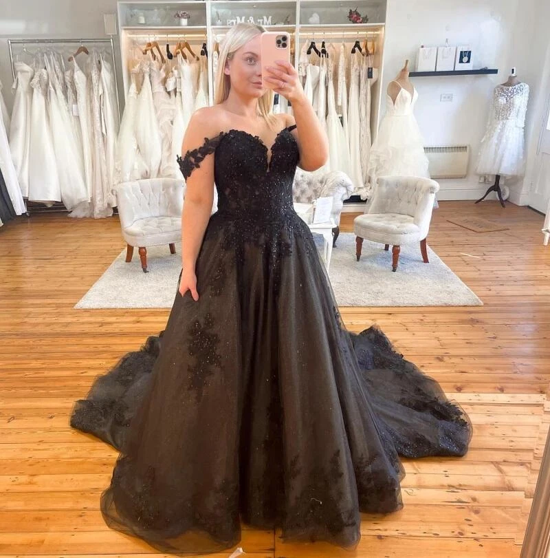 Gothic style store wedding dresses