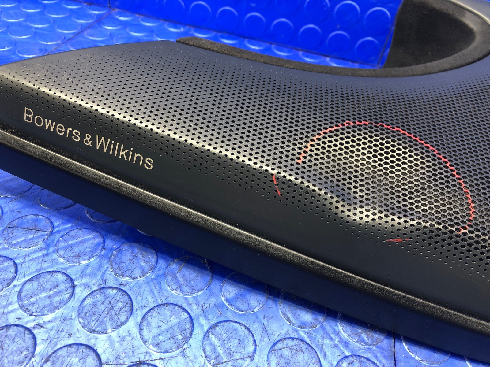 2016-2021 MCLAREN 570S OEM FRONT LEFT DOOR PANEL LOWER SPEAKER COVER 13N2151CP