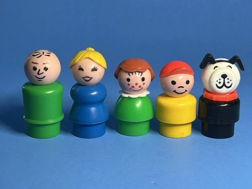Little People Family & Dog Vintage Fisher Price Dad Mom Green Girl Boy Plastic