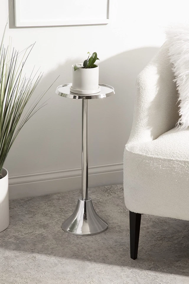 Mesa auxiliar Sanzo moderna con pedestal, 9 x 9 x 23, plateada, mesa auxiliar decorativa con... Foto 3 de 4