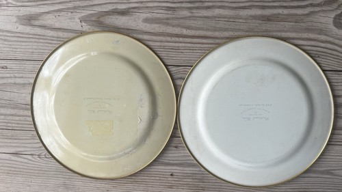 QUEEN ELIZABETH II AND PRINCE PHILIP PORTLAND WARE 10” METAL PLATES 1950'S #1 - Afbeelding 2 van 2