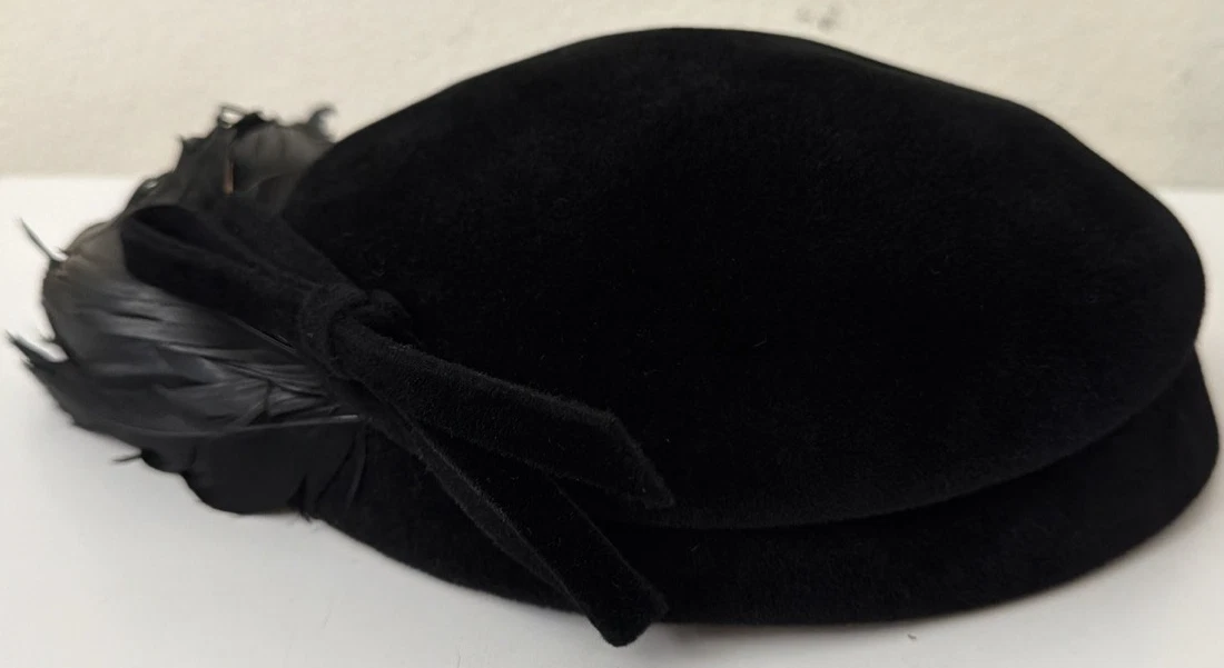 Fur Vintage Hats for Women for sale - eBay display picture 3