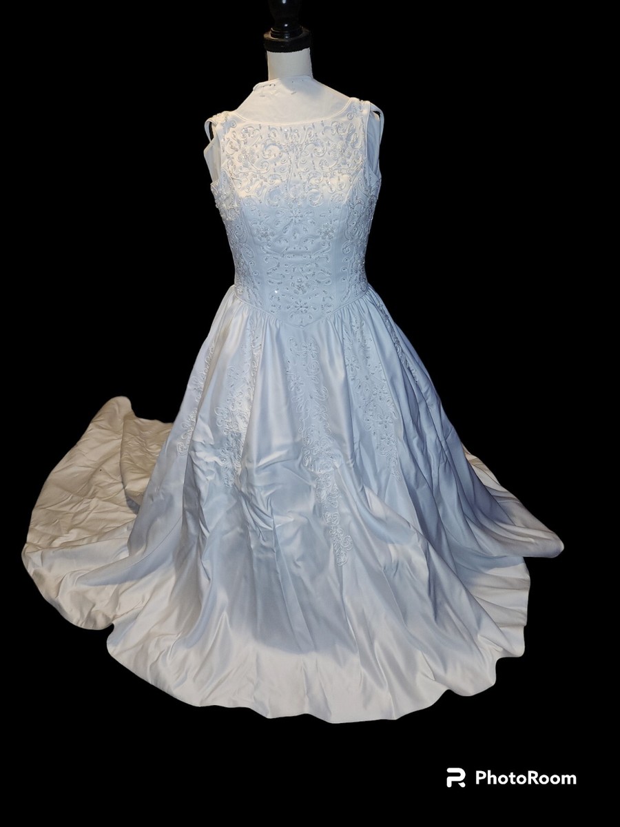 Alfred Angelo veil Snow White main image 2
