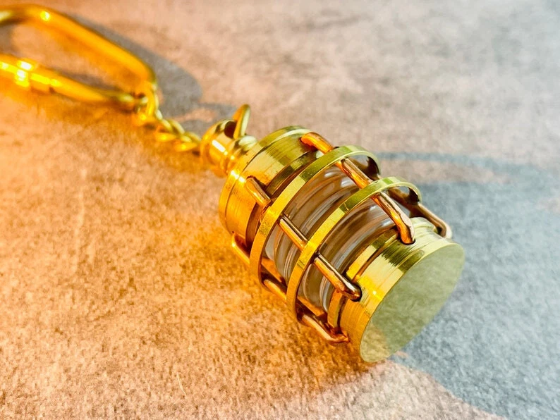 Llavero Life Saver Hecho a Mano Anillo Náutico Latón Sólido Tubo de Natación Llavero Foto 3 de 4