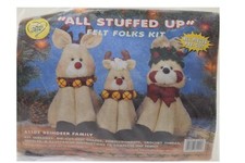 What's New All Stuffed Up 61101 Reindeer Family Felt Folks Kit NEW