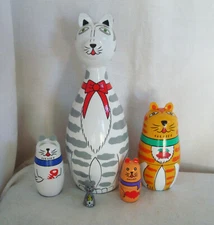 Folk Art Matryoshka Nesting Dolls Cats Hand Painted Wood 5 Figurines