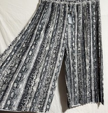 Star by Julien MacDonald Snake Pleated Wide Leg Elasticated Waist Trousers 22X20