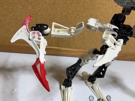 Vintage Lego Bionicle 8921 Barraki Pridak Action Figure with Accessory