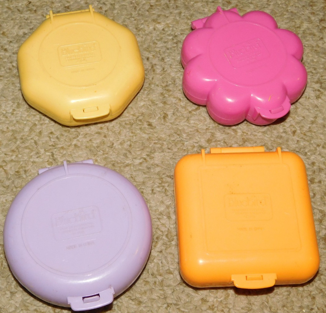 VINTAGE LOT OF 4 BLUEBIRD Polly Pocket Sets w/ Figures compacts 1989-90