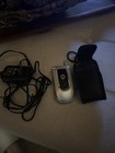 Motorola V series V170 - Silver ( TracFone ) Cellular Flip Phone — photo 1