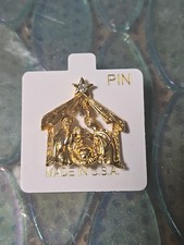 Vintage Christmas Nativity Manger Scene Gold Tone Brooch Pin
