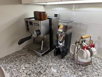 Rancilio Silvia Espresso Machine with Eureka Mignon Instantaneo Burr Grinder