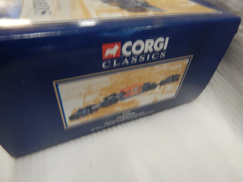CORGI DIAMOND T BALLAST X 2 & 24 WHEEL GIRDER TRAILER PICKFORDS 55201 BNIB 1:50 - Image 2 of 4