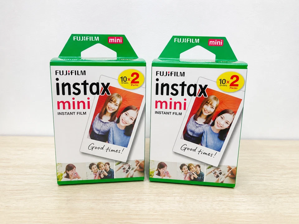 FUJIFILM  INSTAX mini Film    4 Filme für 40 Fotos  MHD 10/2027 - Bild 1 von 1