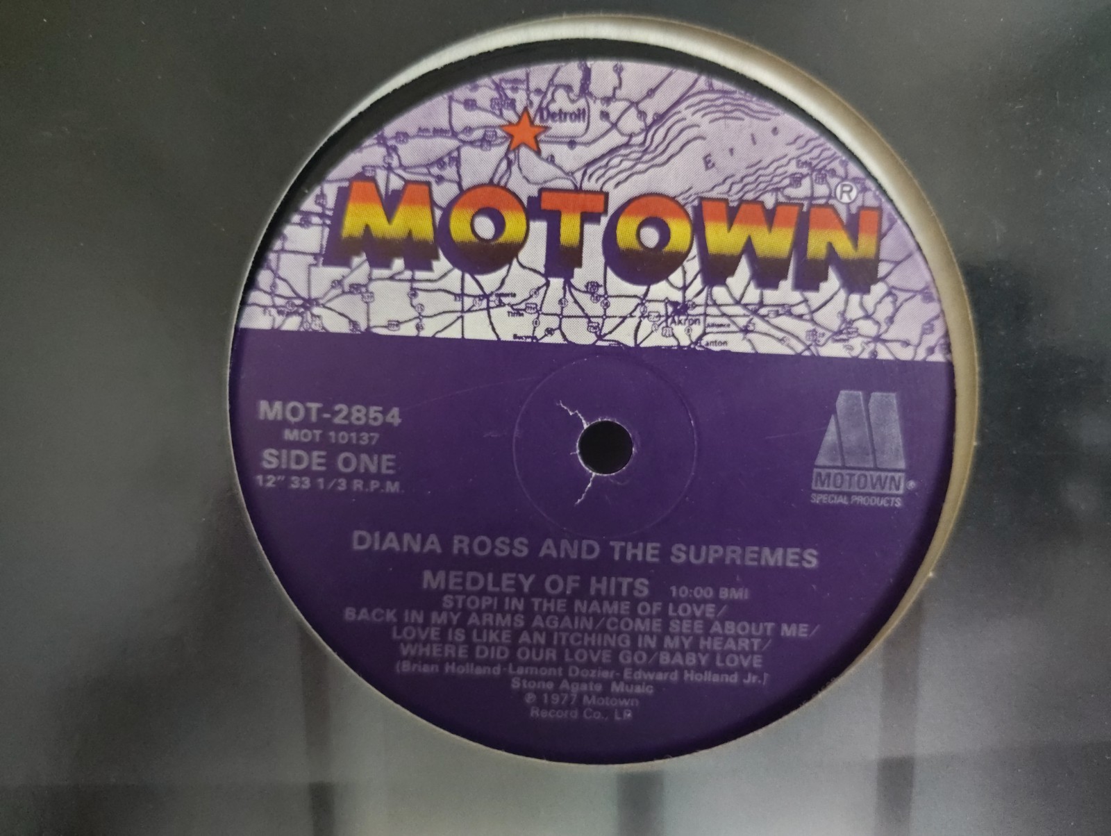 DIANA ROSS & THE SUPREMES - "MEDLEY OF HITS - LOVE HANGOVER" / MOTOWN 1988