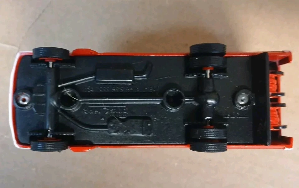 1/64 1988 PSE  Renault B 90 France FIRE - Image 4 of 4