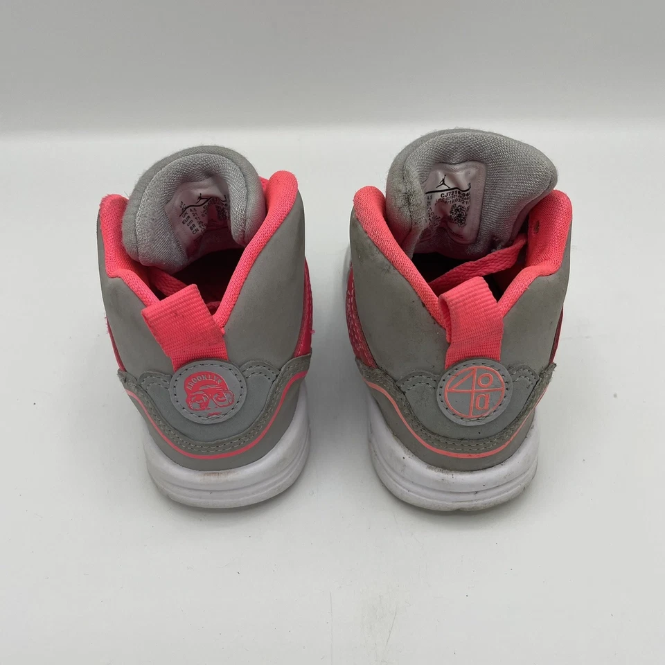 Zapatos para jóvenes Nike Air Jordan Spizike CJ7216-060 gris lobo/rosa corredor. Talla 5C Foto 4 de 4